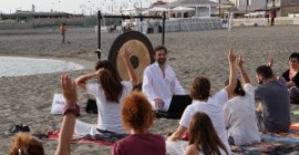 16.06.2019 YOGA E GONG IN SPIAGGIA A FIUMICINO (ROMA)